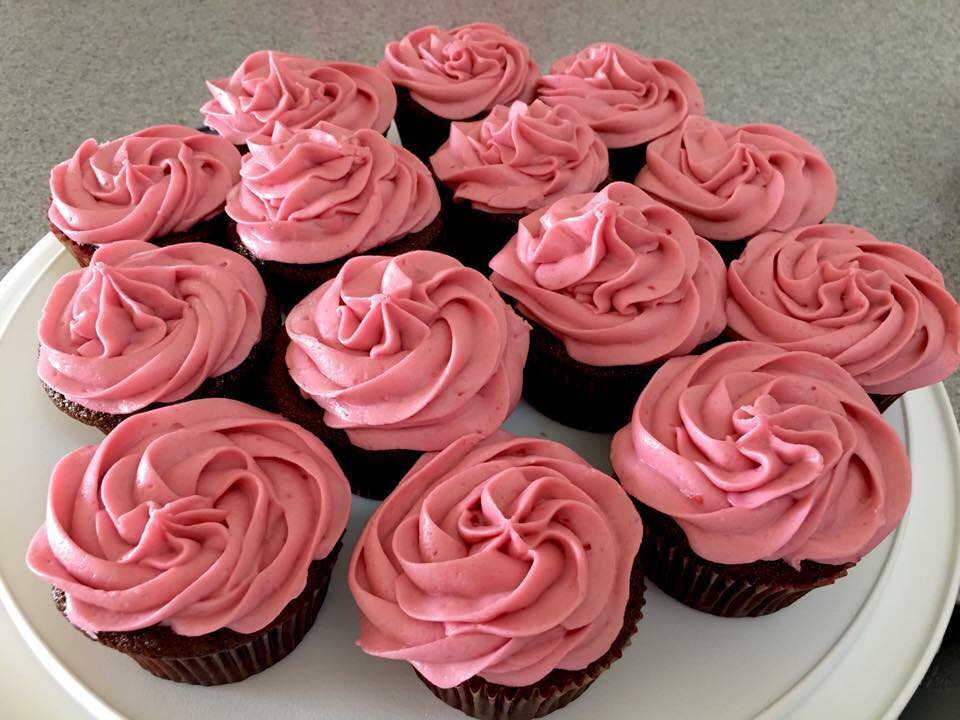 chocolate cupcakes with raspberry buttercream