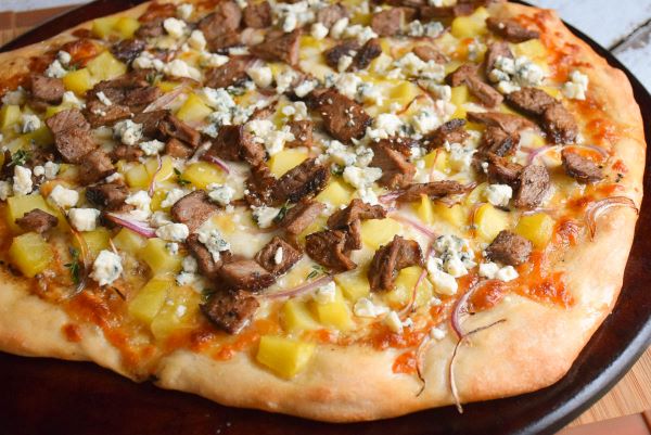 steak and potato pizza