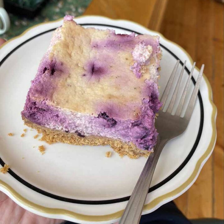 lemon blueberry cheesecake bars