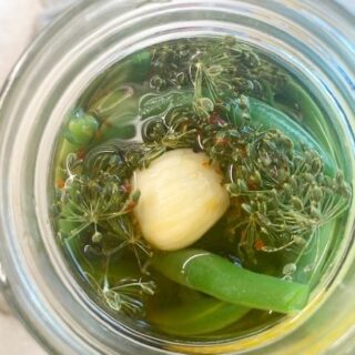 pickled green beans with garlic