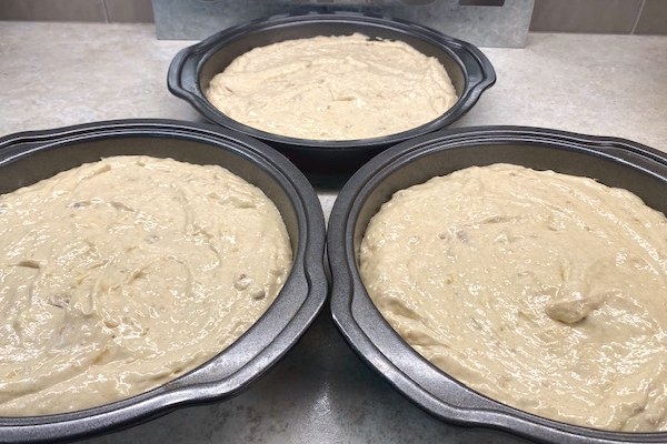 hummingbird cake ready for the oven