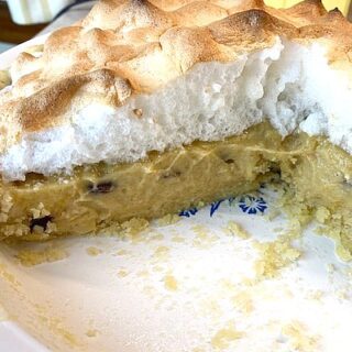 sour cream raisin pie