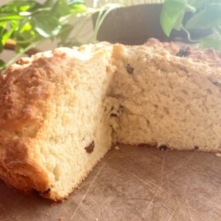 Irish soda bread with raisins