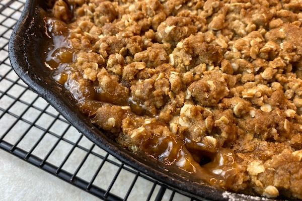 iron skillet peach crisp