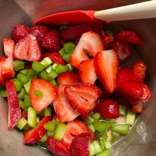 strawberry rhubarb topping