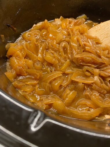 How To Make Caramelized Onions In Your Crockpot - Yeyfood.com: Recipes ...