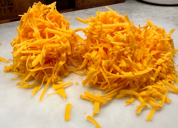 shredded cheddar cheese