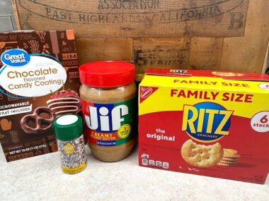 Quick And Easy Chocolate Ritz Peanut Butter Crackers - Yeyfood.com ...