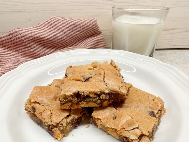 butterscotch 
blondies on a plate