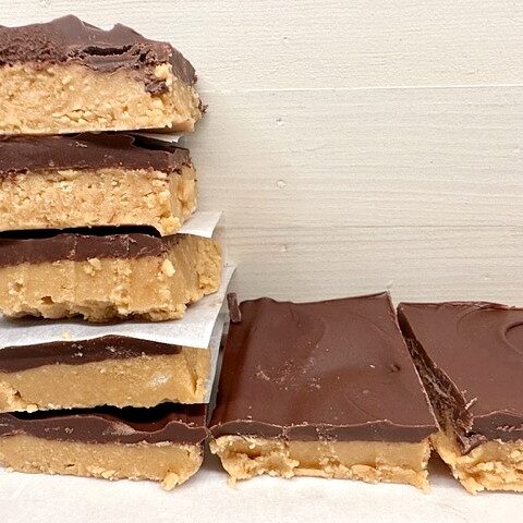 No Bake Chocolate Peanut Butter Bars