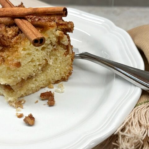 cinnamon pecan coffee cake