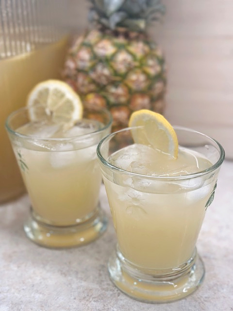 pineapple lemonade