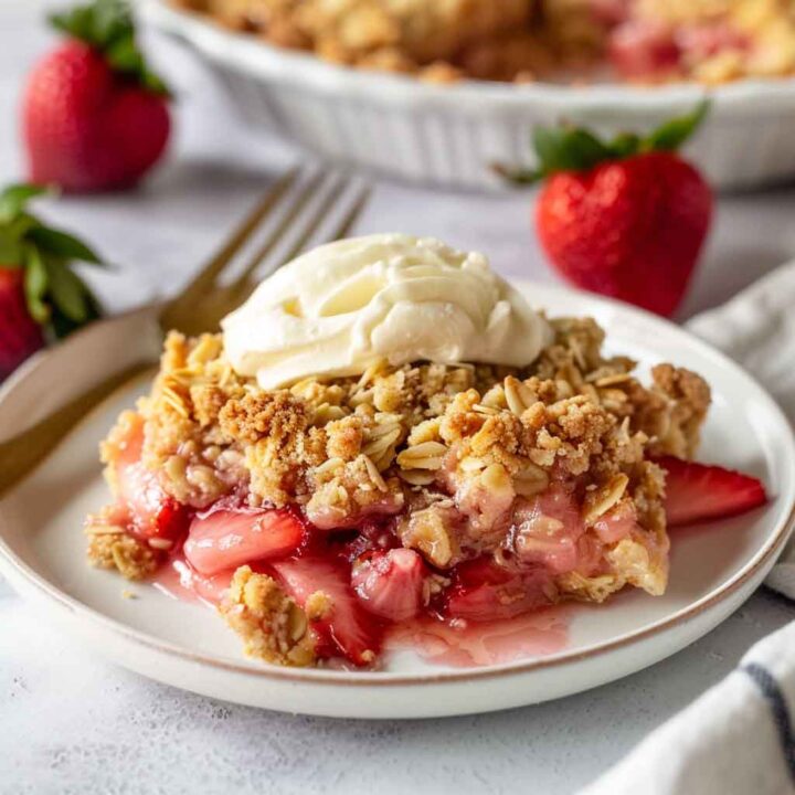 Amish Strawberry Rhubarb Crisp