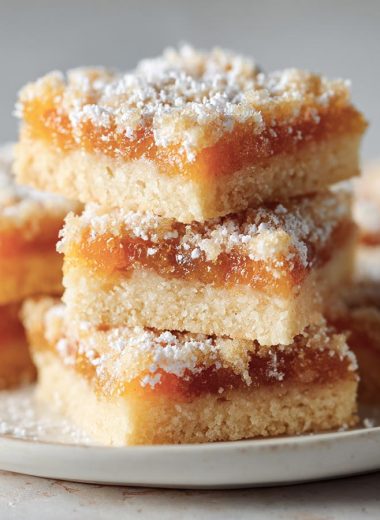 Easy Apricot Shortbread