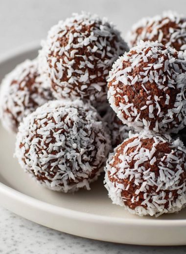 Crunchy Chocolate Mint Balls