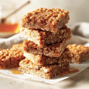 Yummy Golden Syrup Flapjacks