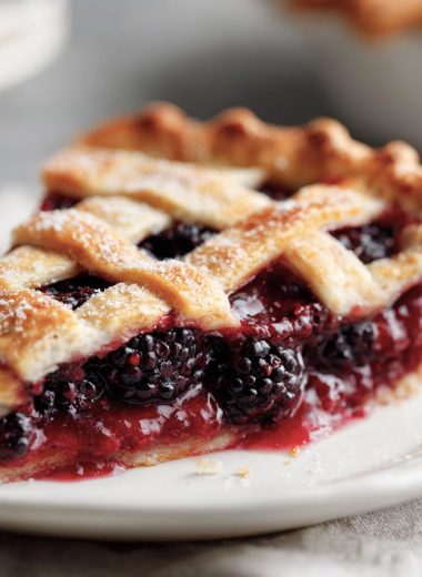 The Best Blackberry Pie