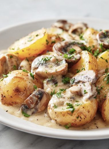 Slow Cooker Mushroom Potatoes